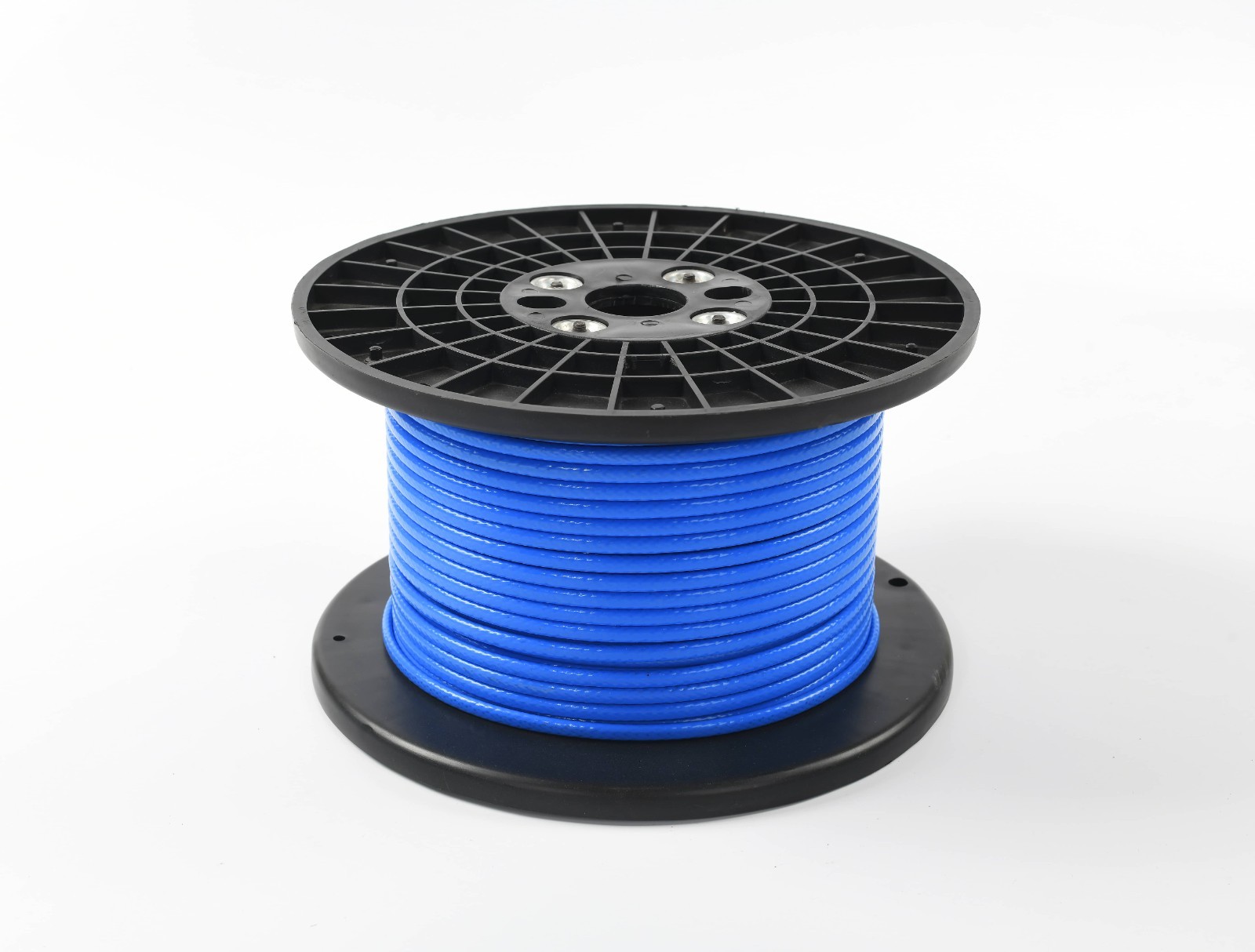 Boru donmasına karşı koruma için kendinden regüleli ısıtma kablosu kiti